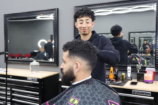 Andy - Brothers Barbershop barber